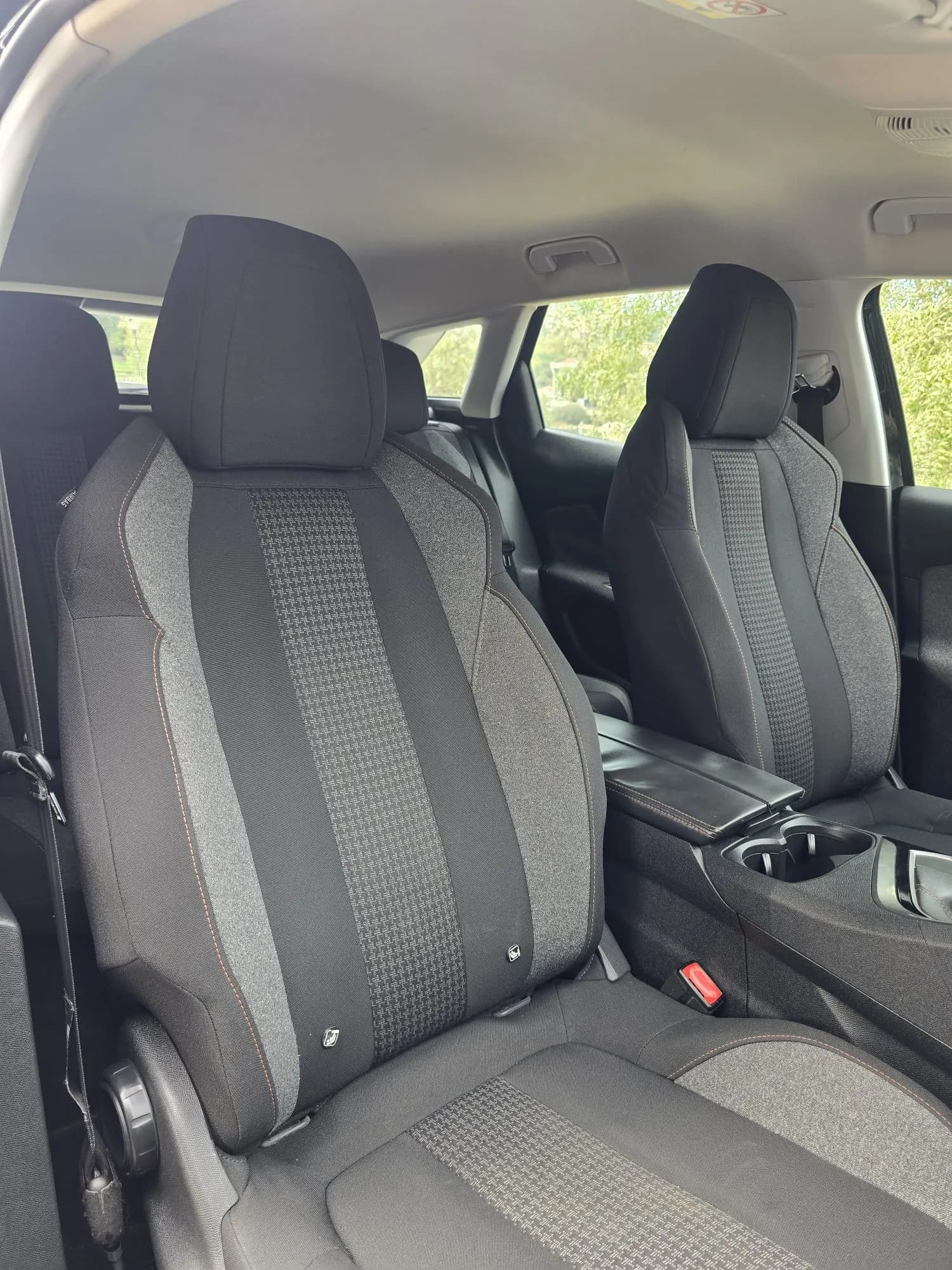 Peugeot 3008 - Foto 14