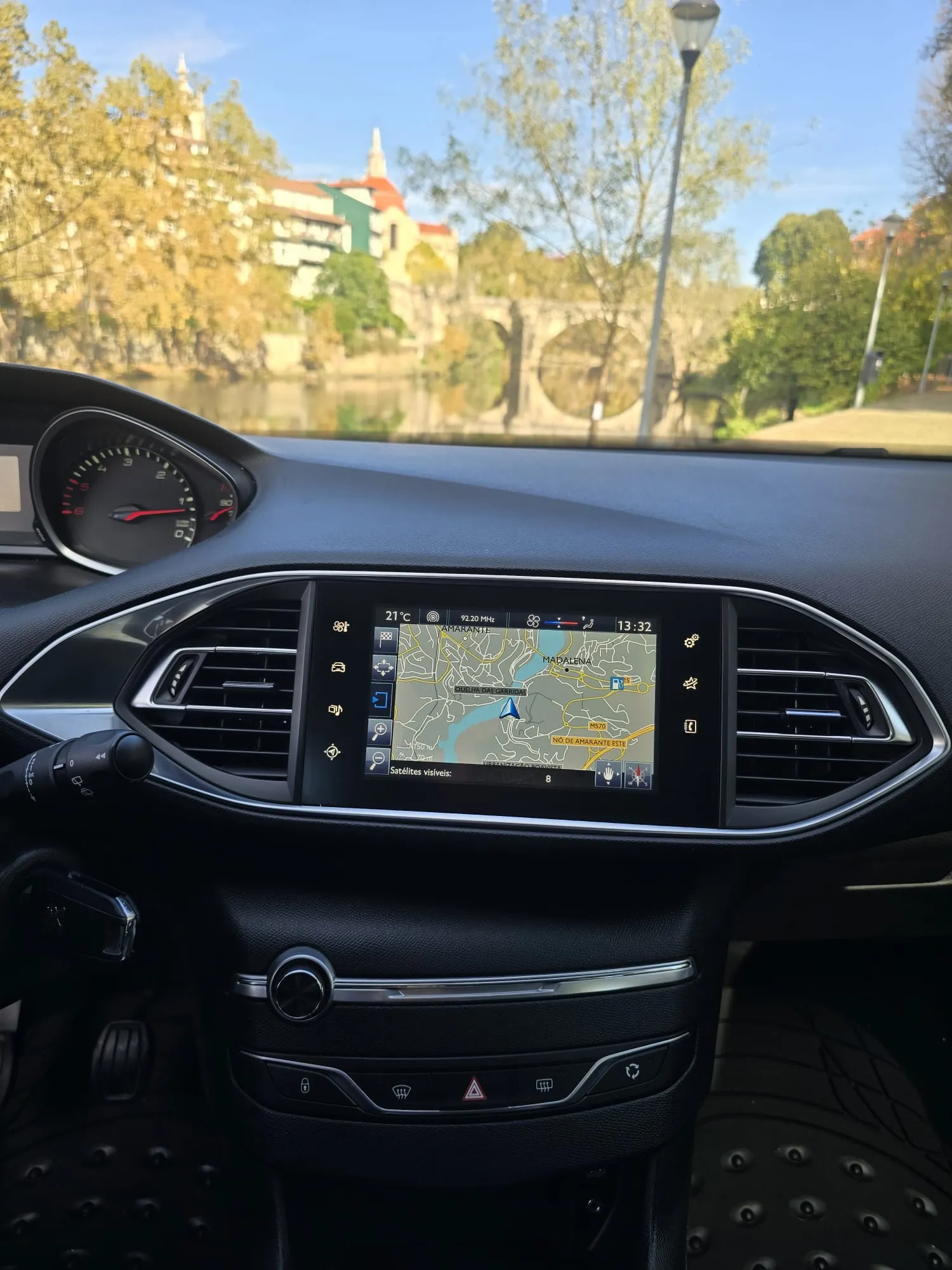 Peugeot 308 - Foto 12