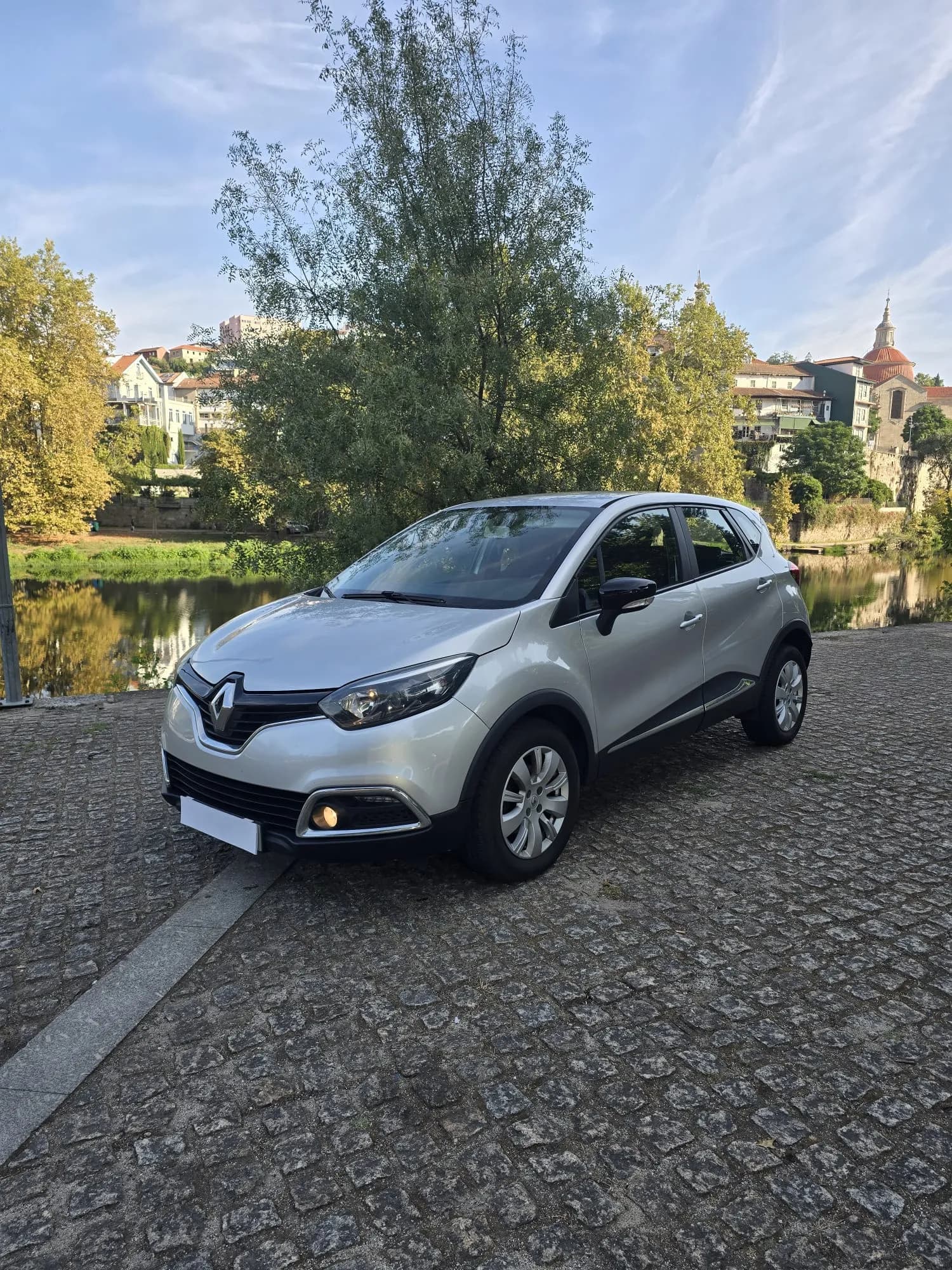 Renault Captur - Foto 11